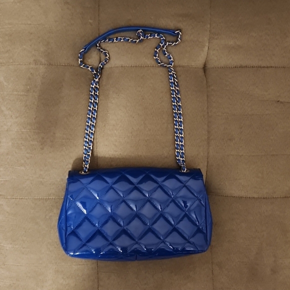 Chanel Patent Blue Medium Crossbody/ Shoulder Handbag 💙⚡️ - Picture 4 of 13